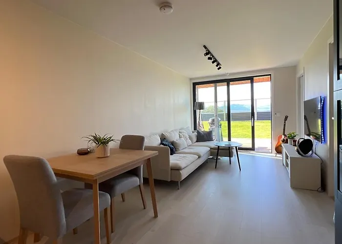 公寓 Modern With View Lii